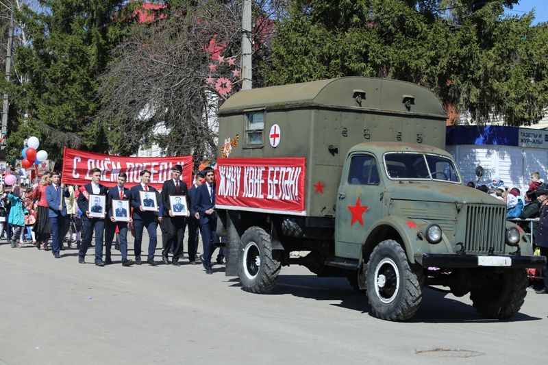 В Мамадыше прошел Парад Победы. ФОТОРЕПОРТАЖ ЧАСТЬ 1