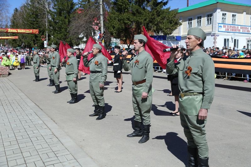 Фоторепортаж 2 часть: Мамадыш отмечает День Победы!