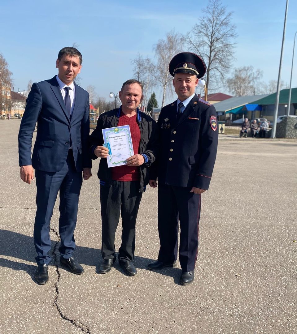 В центре Мамадыша состоялся гарнизонный развод