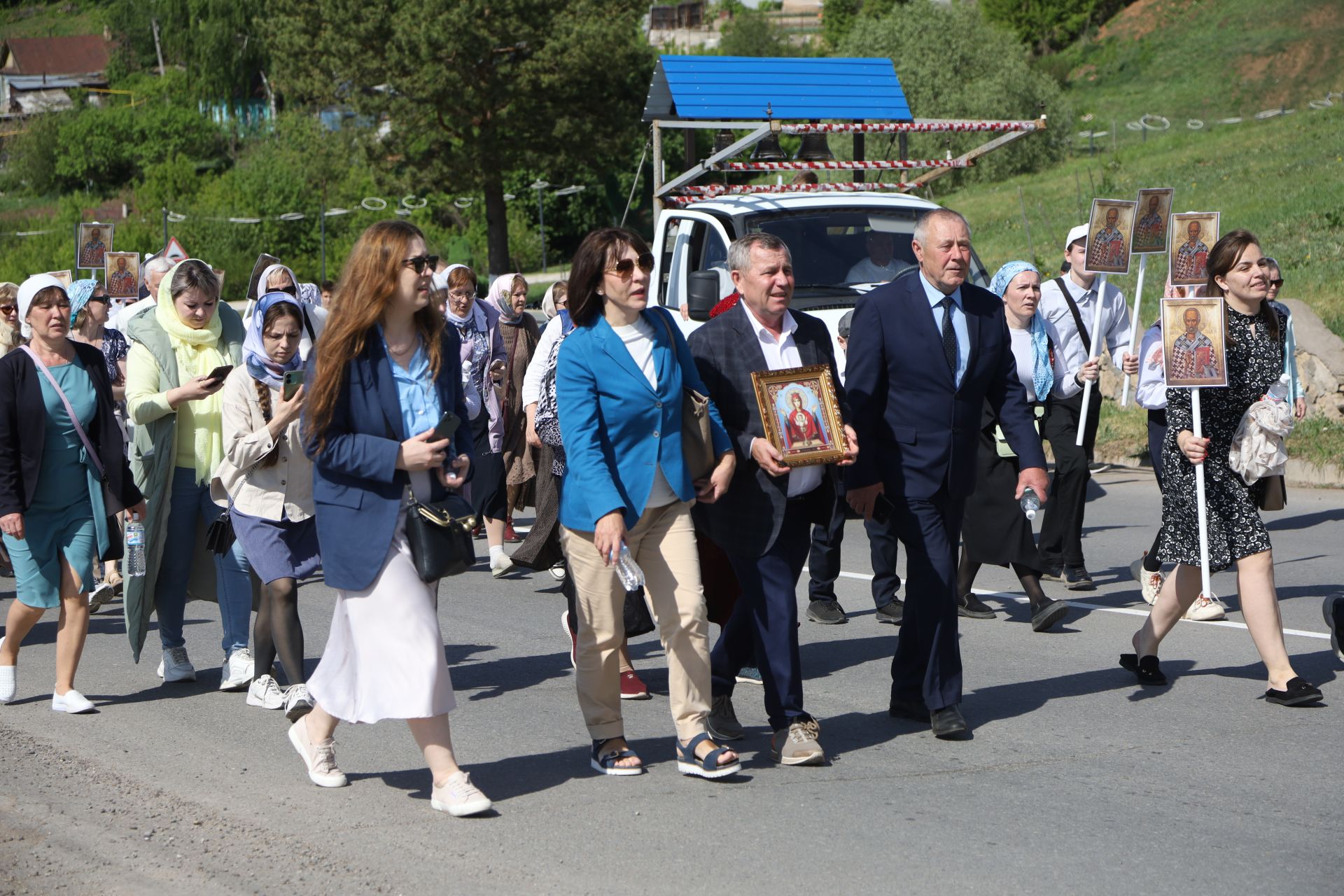 В Мамадыш привезли мощи Святого Николая Чудотворца