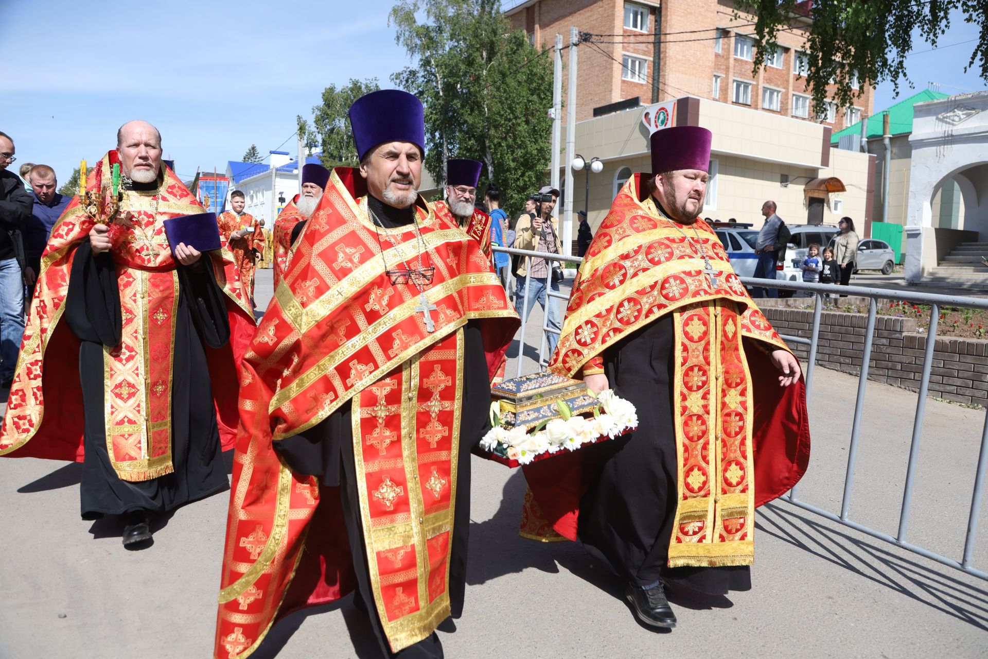 В Мамадыш привезли мощи Святого Николая Чудотворца