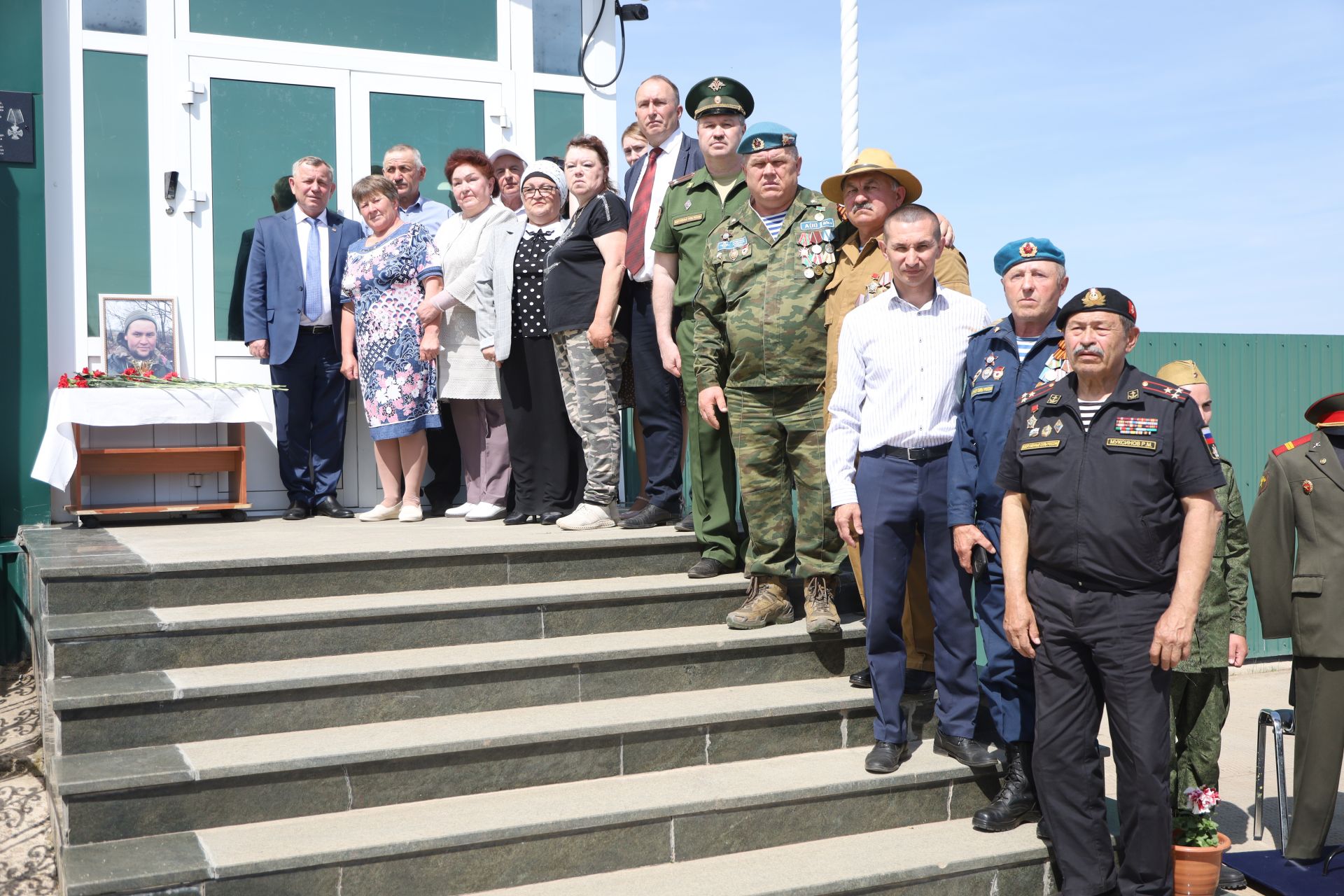 В Татарстане открыли мемориальные доски памяти Николая Пичугина, погибшего в ходе СВО