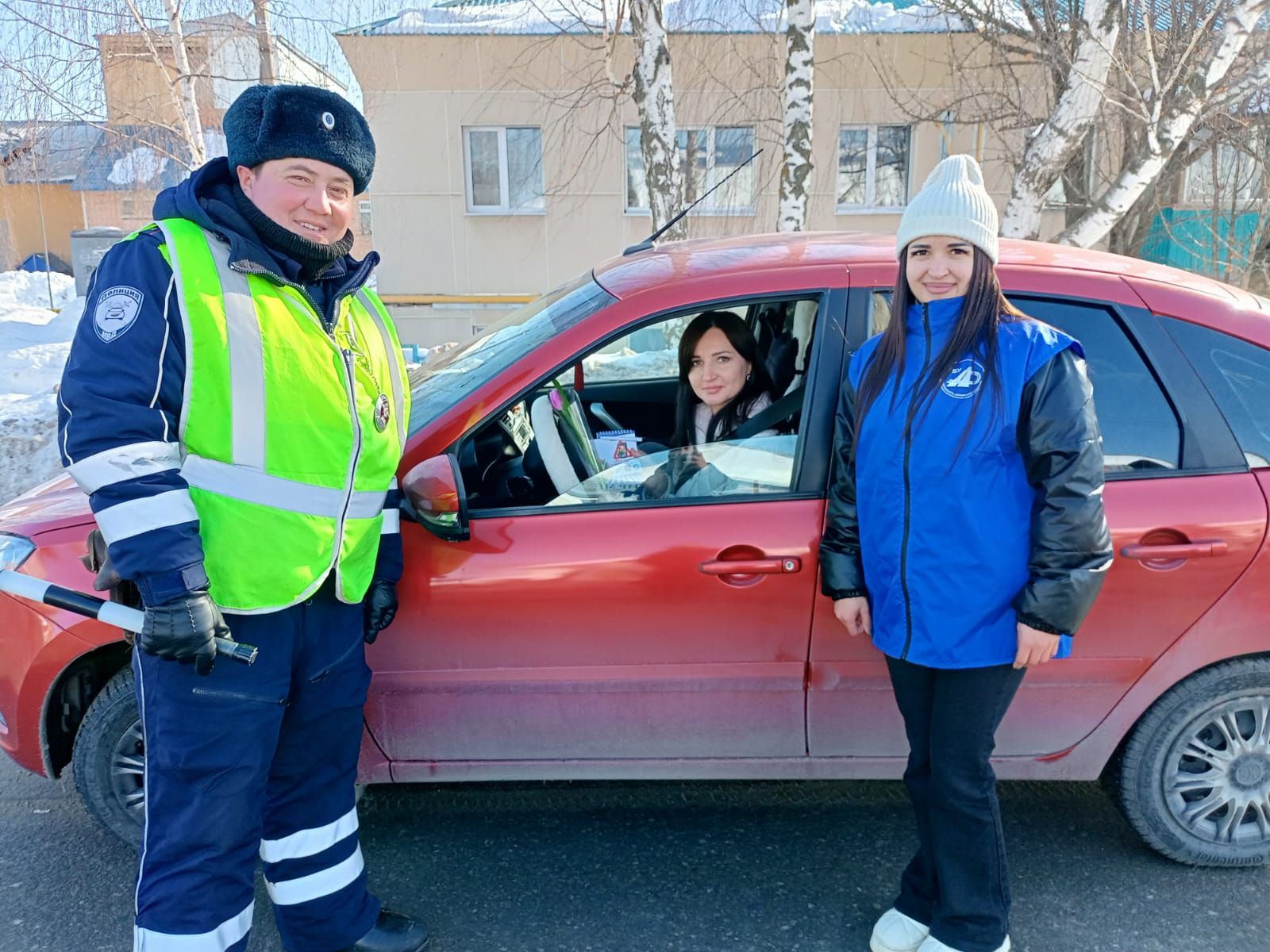 Поздравления с первым праздником весны получили мамадышские автоледи