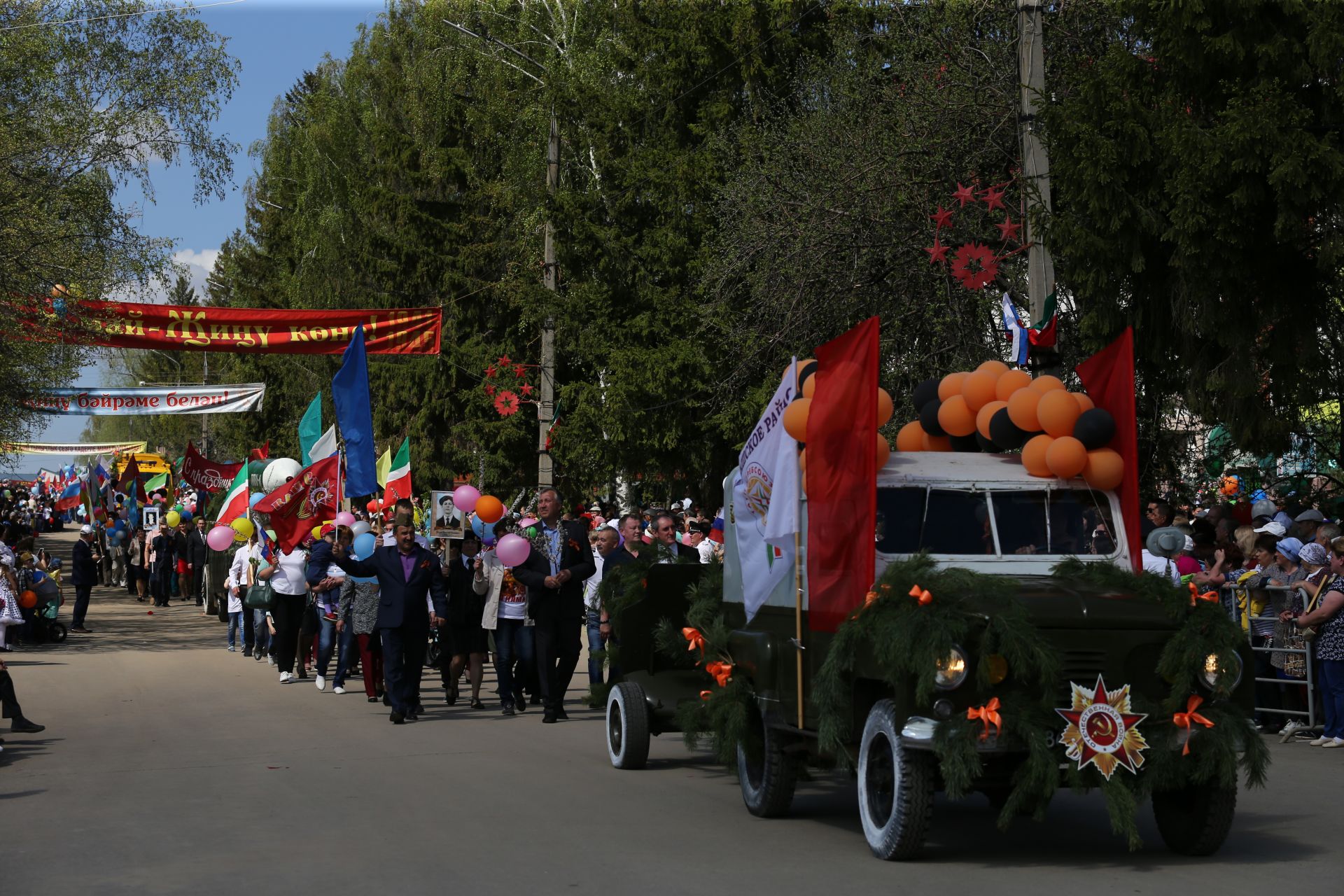 В Мамадыше прошел Парад Победы. ФОТОРЕПОРТАЖ Марш колонн