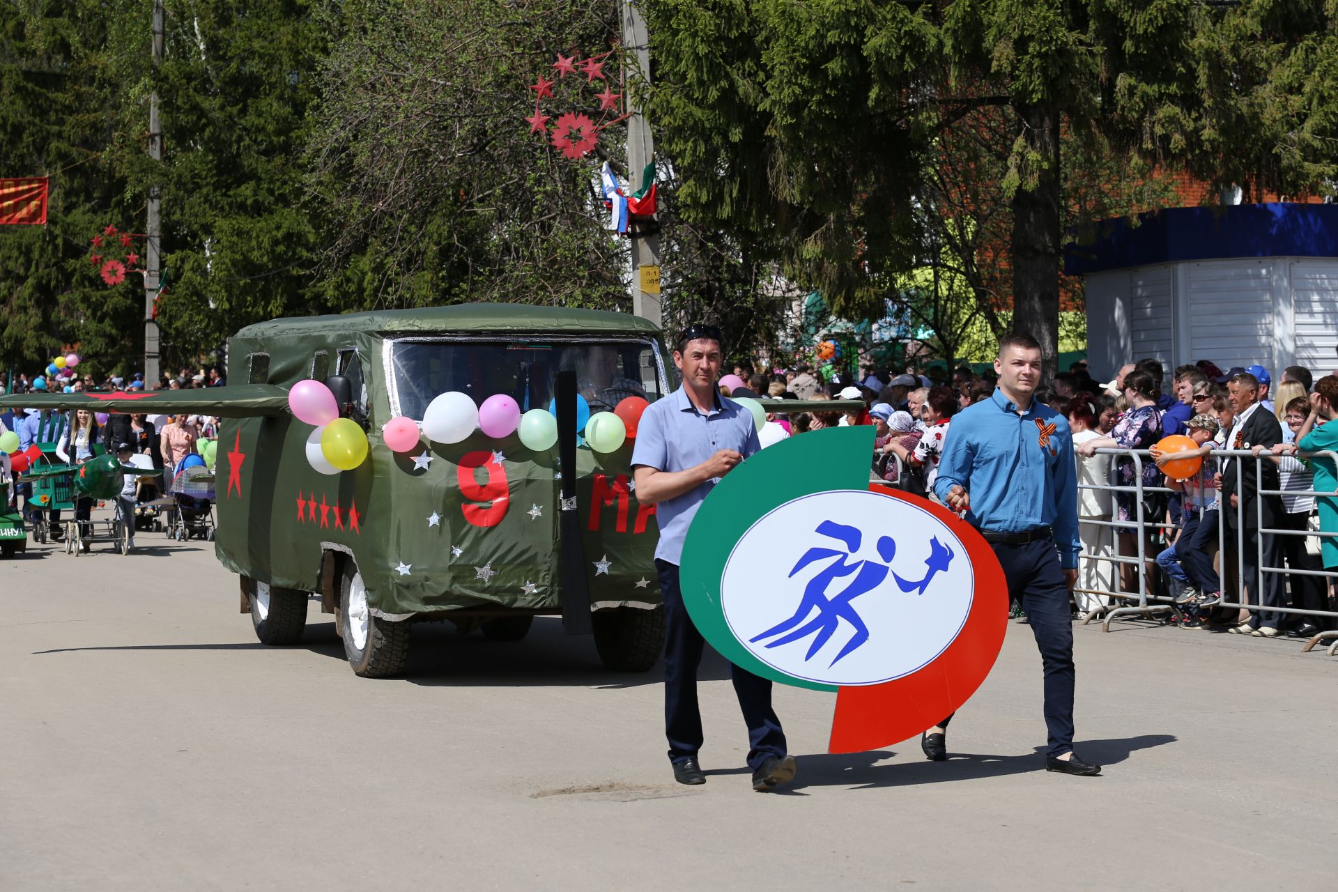 В Мамадыше прошел Парад Победы. ФОТОРЕПОРТАЖ Марш колонн