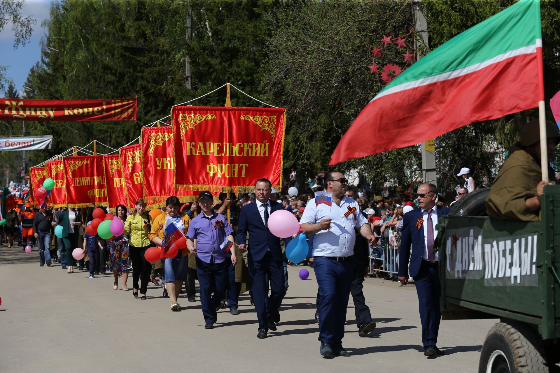 В Мамадыше прошел Парад Победы. ФОТОРЕПОРТАЖ Марш колонн