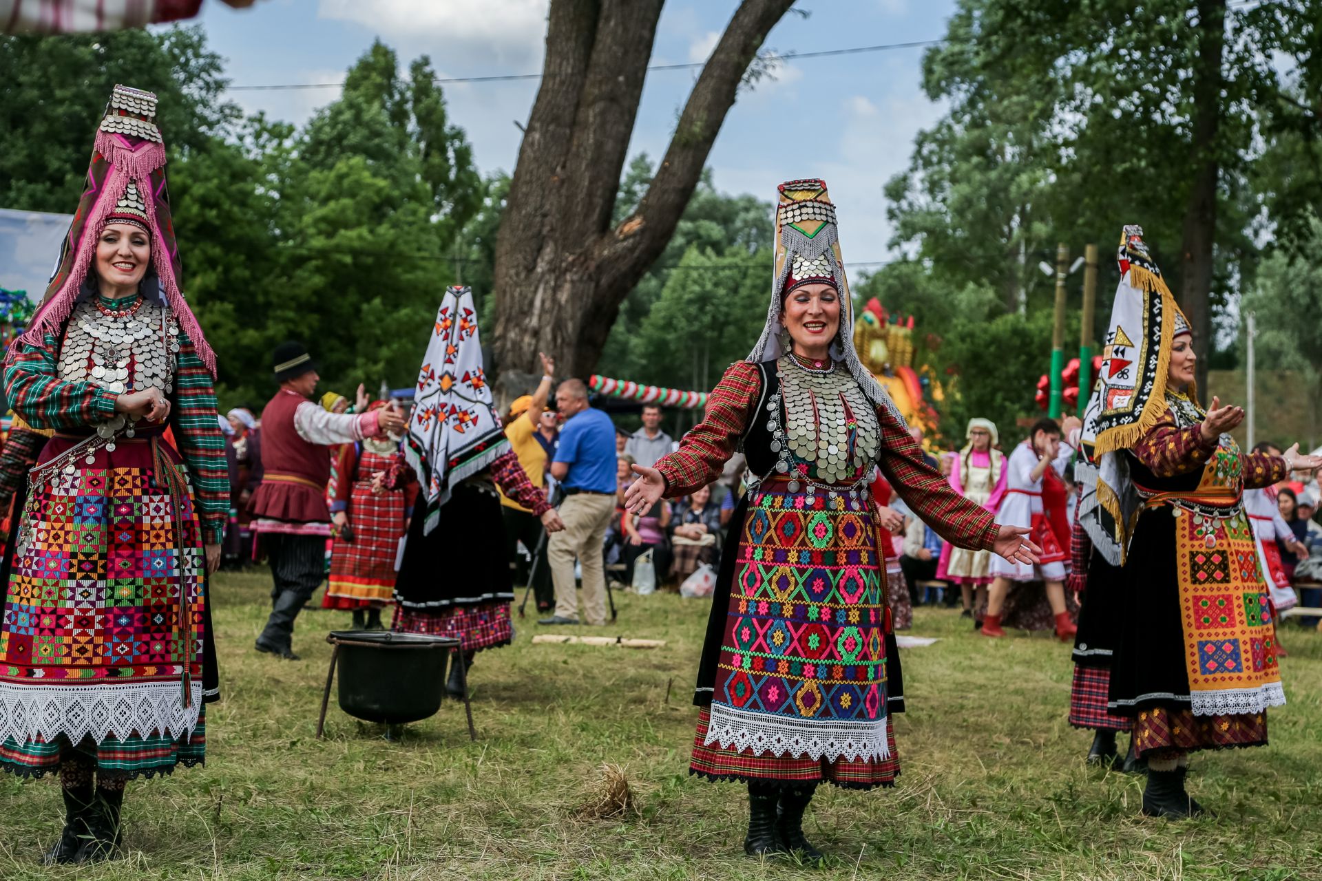 Гырон Быдтон в кадре.