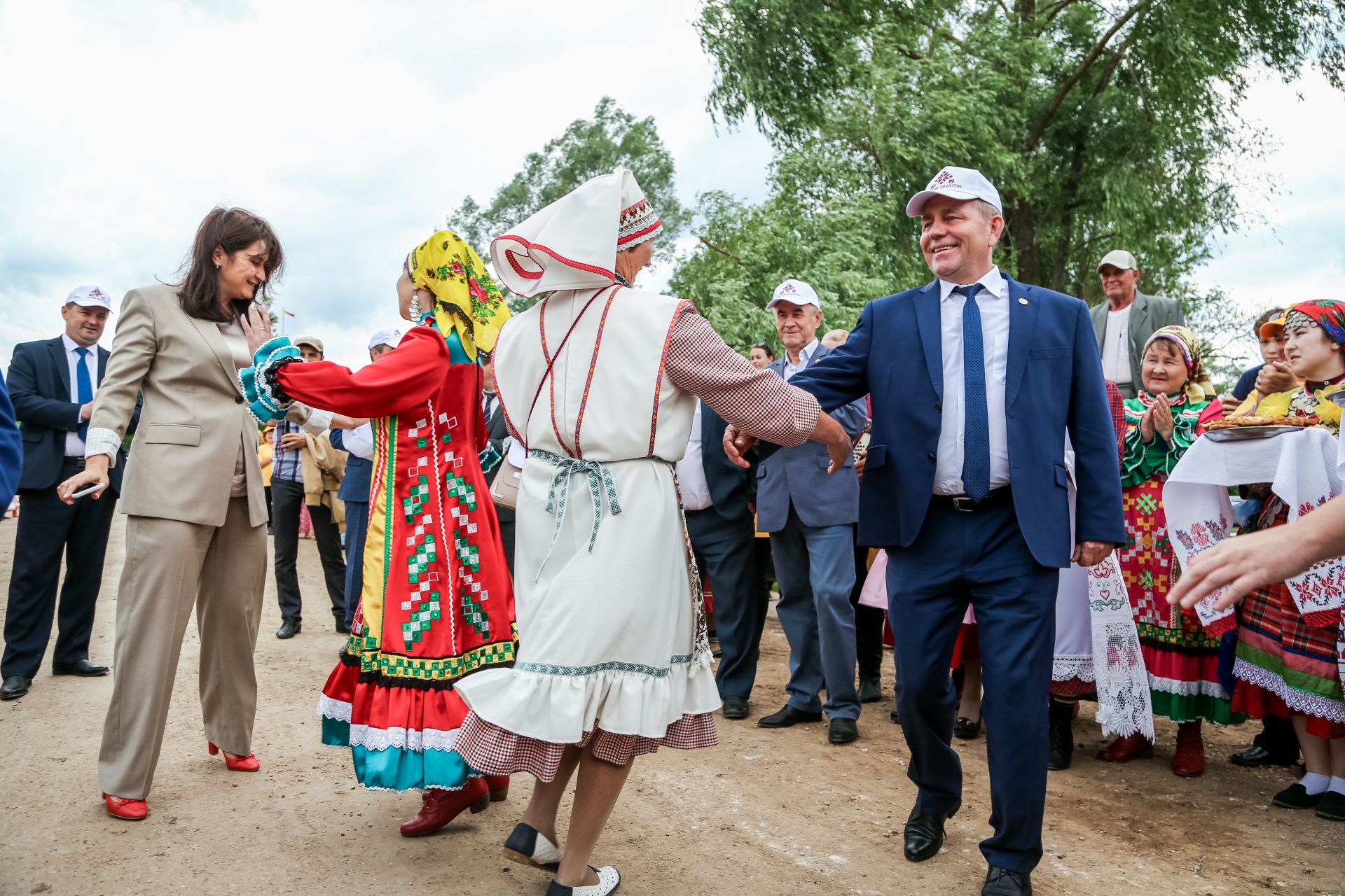 Гырон Быдтон в кадре.