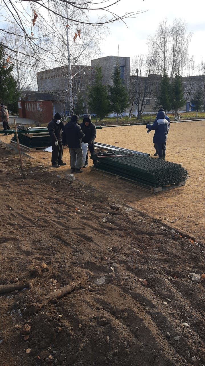 Ход строительства спортивных комплексов в селах района в объективе фотокамеры