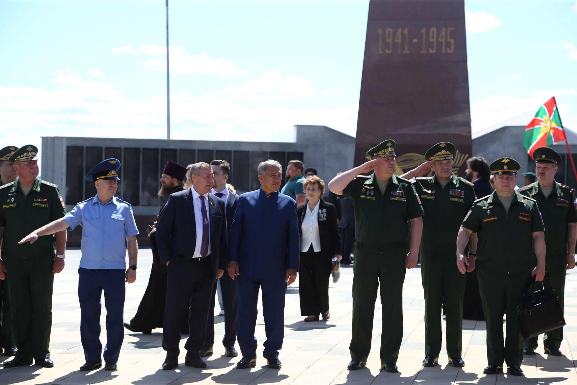 Торжественное открытие бюста военному прокурору Николаю Афанасьеву