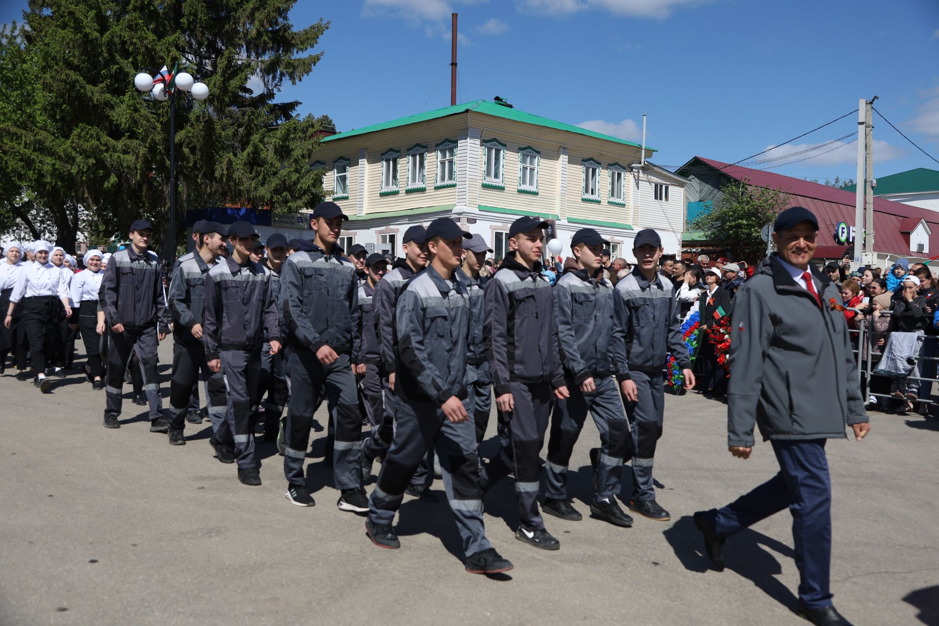 В Мамадыше прошел Парад Победы