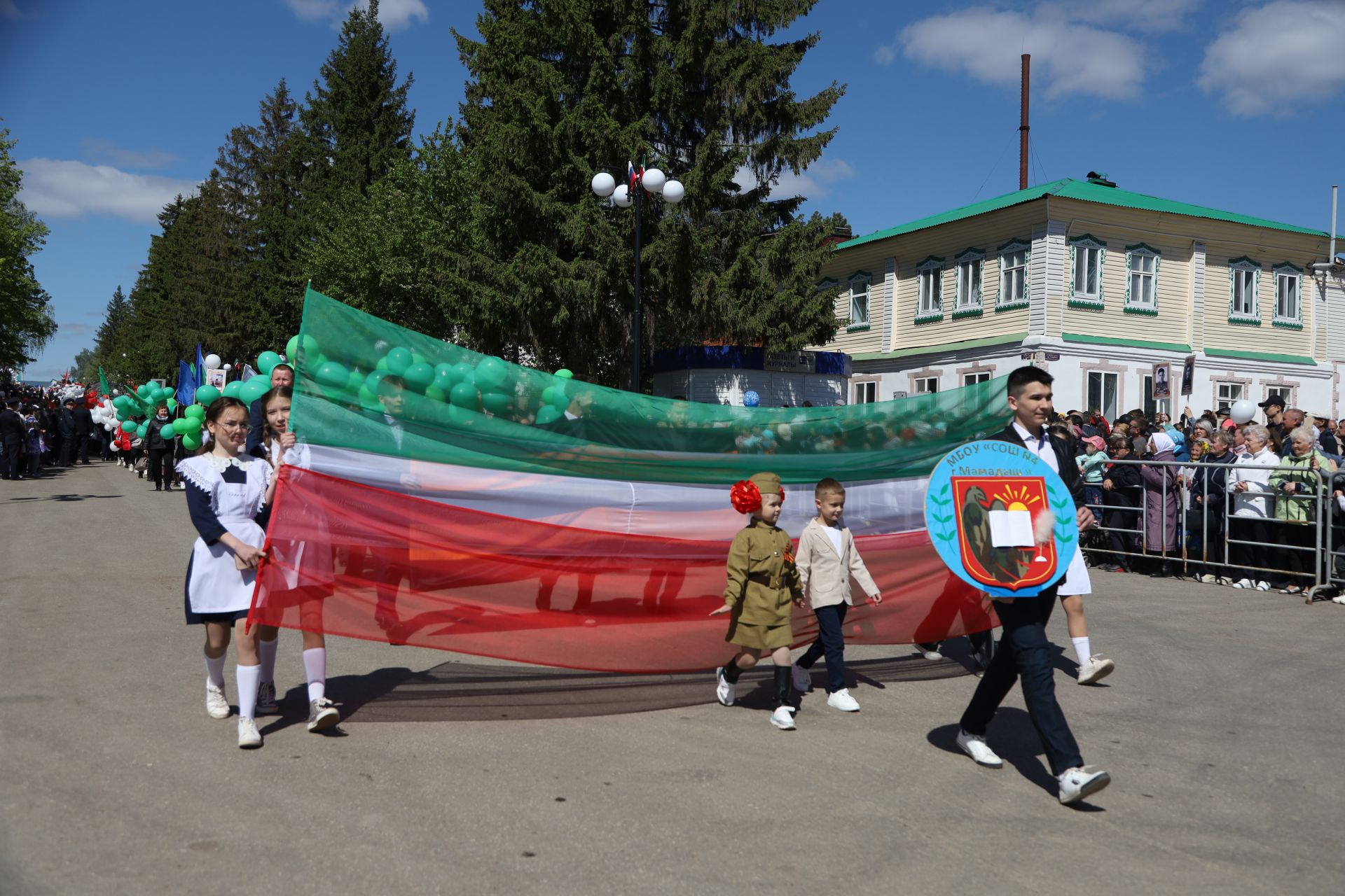 В Мамадыше прошел Парад Победы