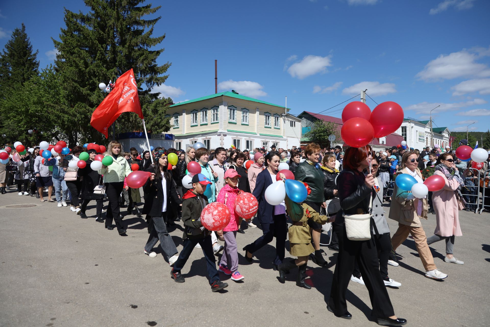 В Мамадыше прошел Парад Победы