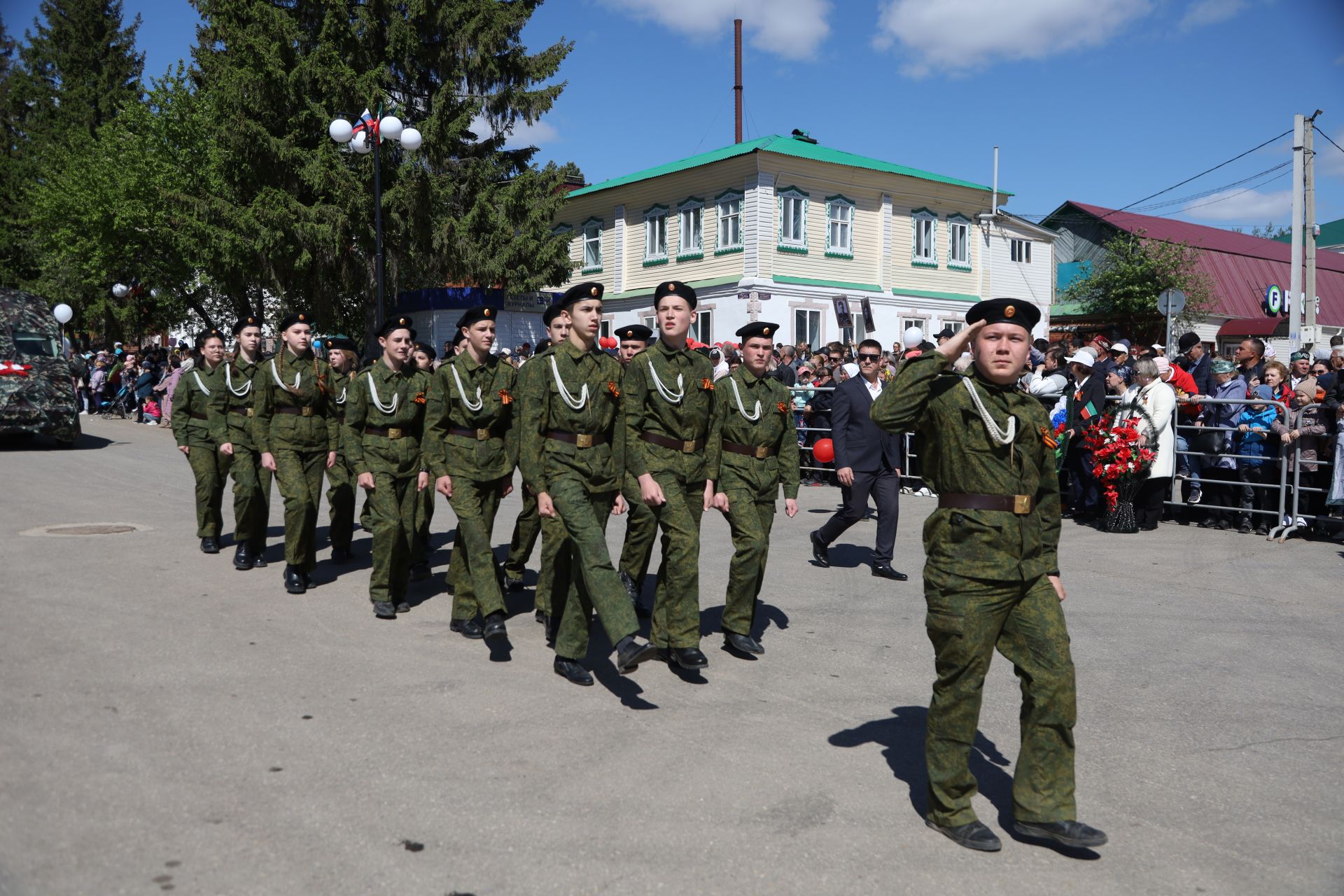 В Мамадыше прошел Парад Победы