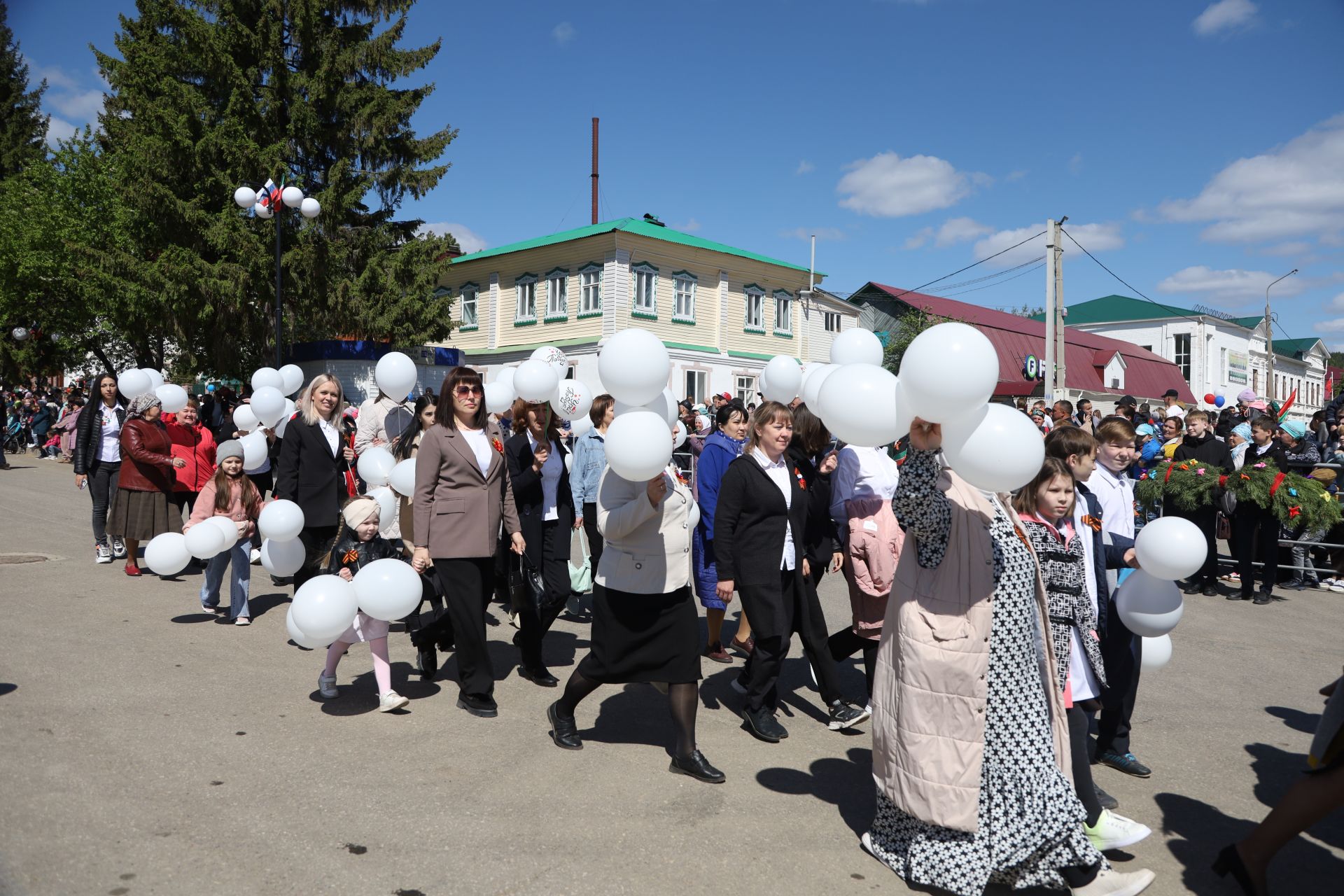 В Мамадыше прошел Парад Победы