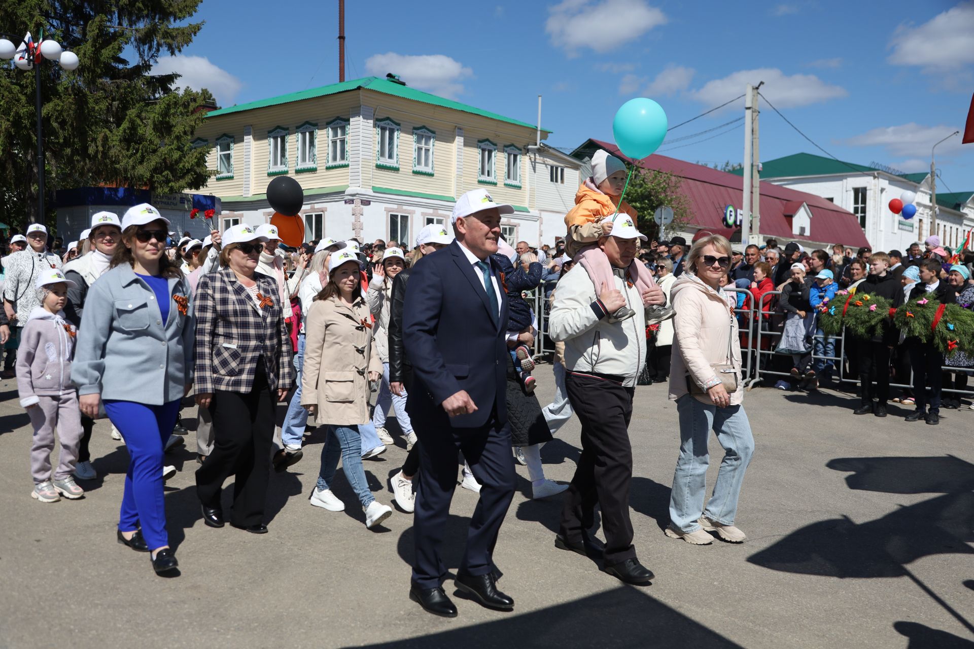 В Мамадыше прошел Парад Победы