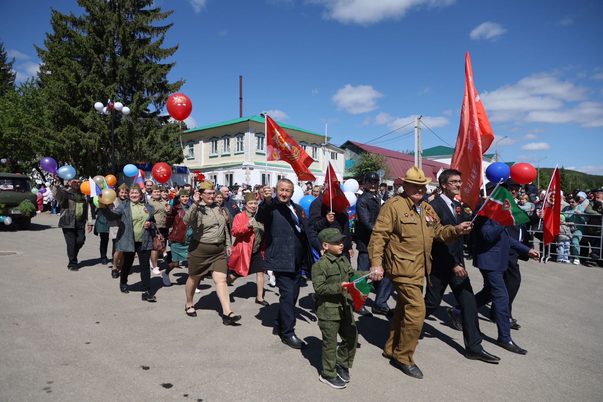 В Мамадыше прошел Парад Победы