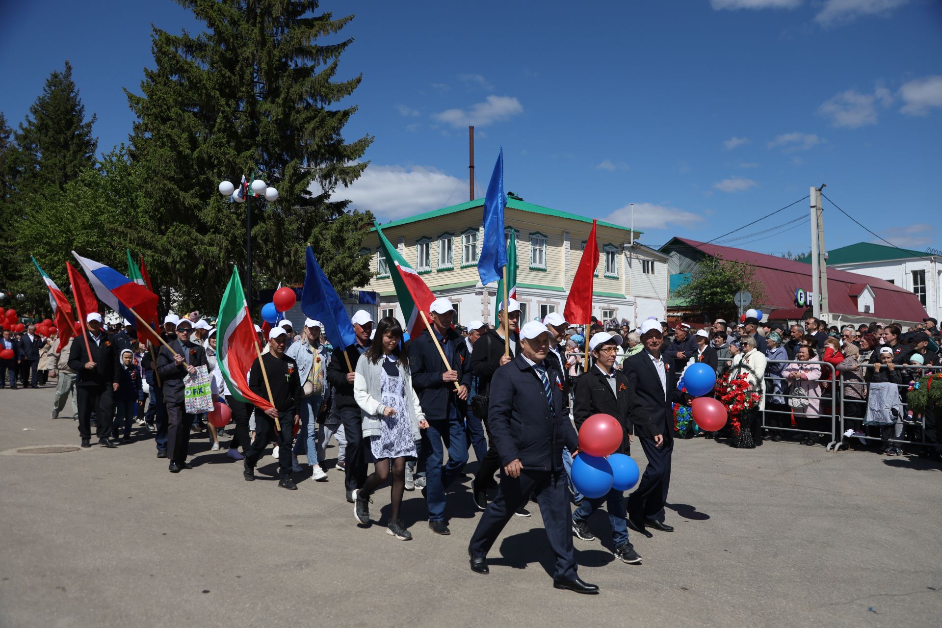 В Мамадыше прошел Парад Победы