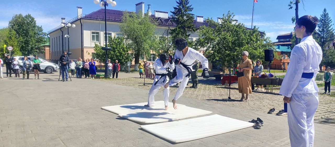 Торжественное мероприятие ко Дню пограничника