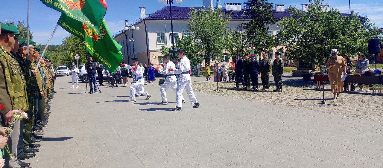 Торжественное мероприятие ко Дню пограничника