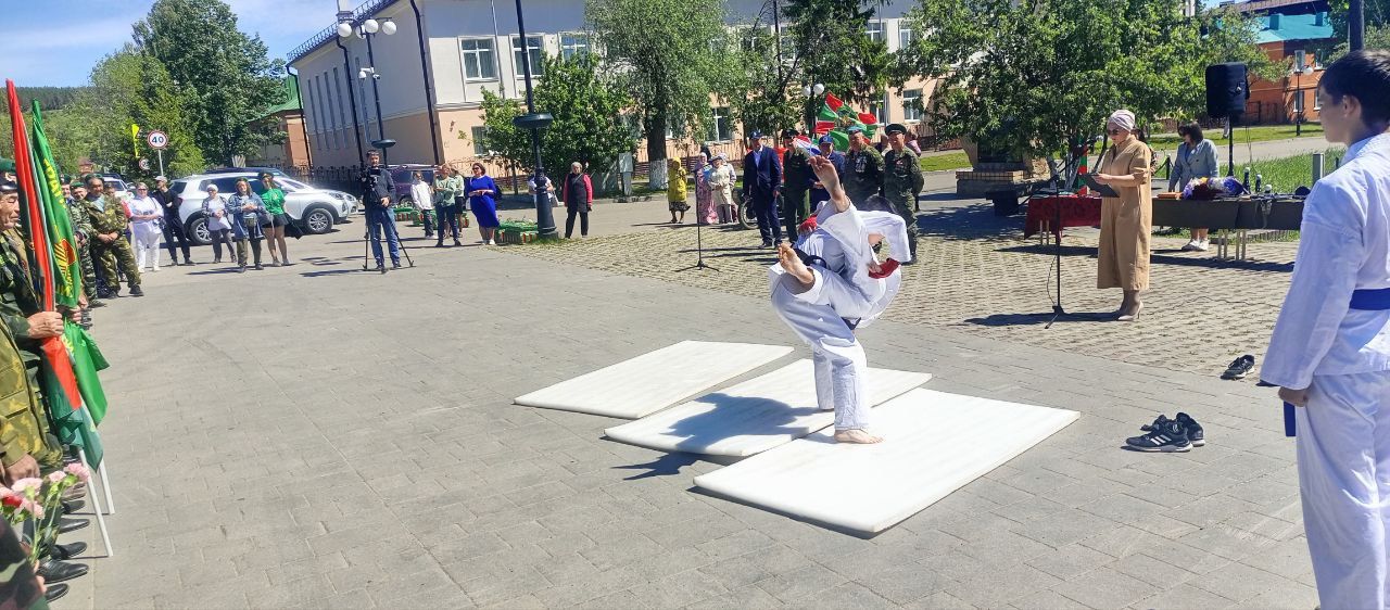 Торжественное мероприятие ко Дню пограничника