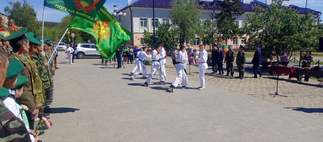 Торжественное мероприятие ко Дню пограничника