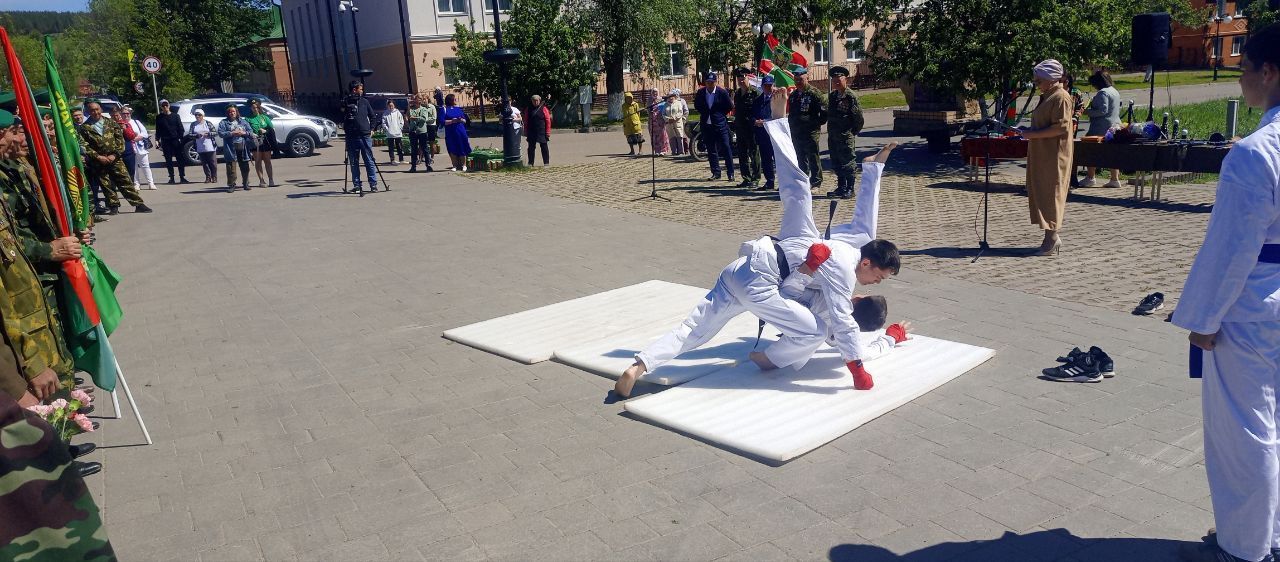 Торжественное мероприятие ко Дню пограничника