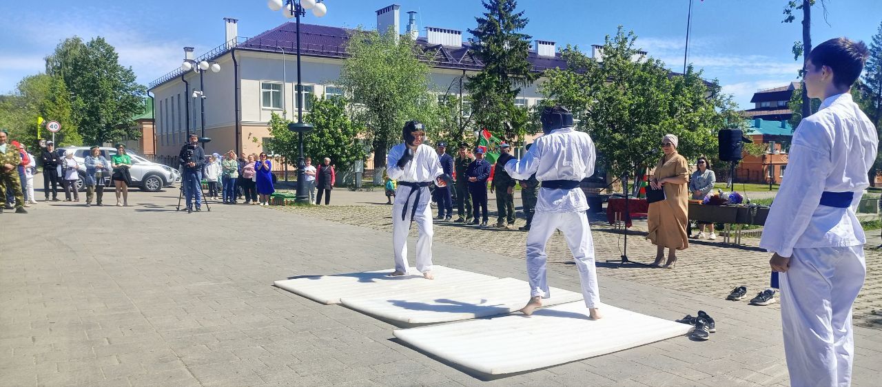 Торжественное мероприятие ко Дню пограничника