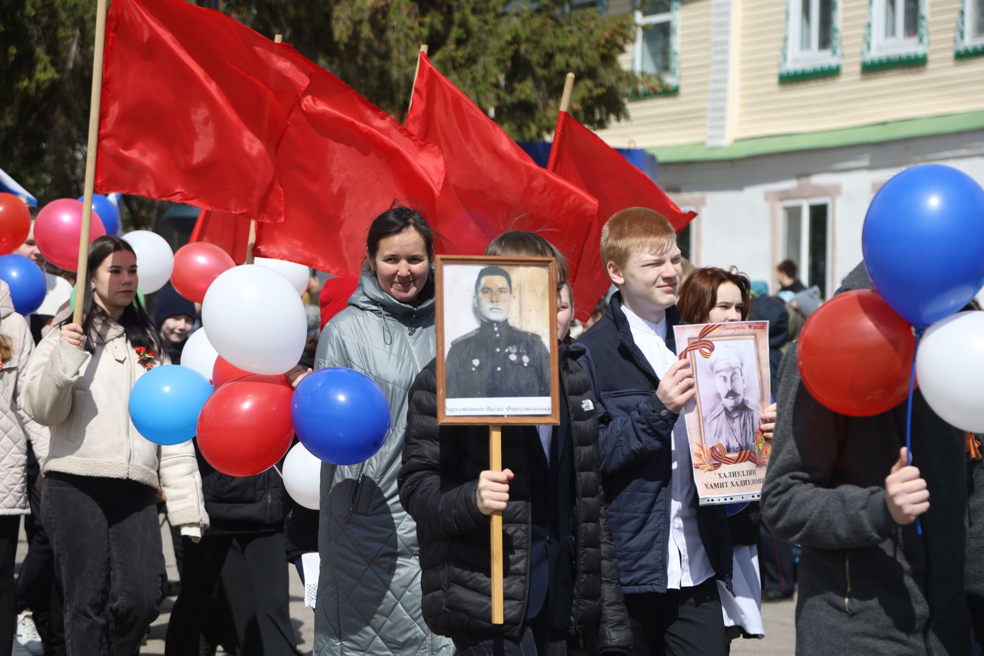 В Мамадыше отпраздновали День Победы-2024: шествие колонн. Часть 1