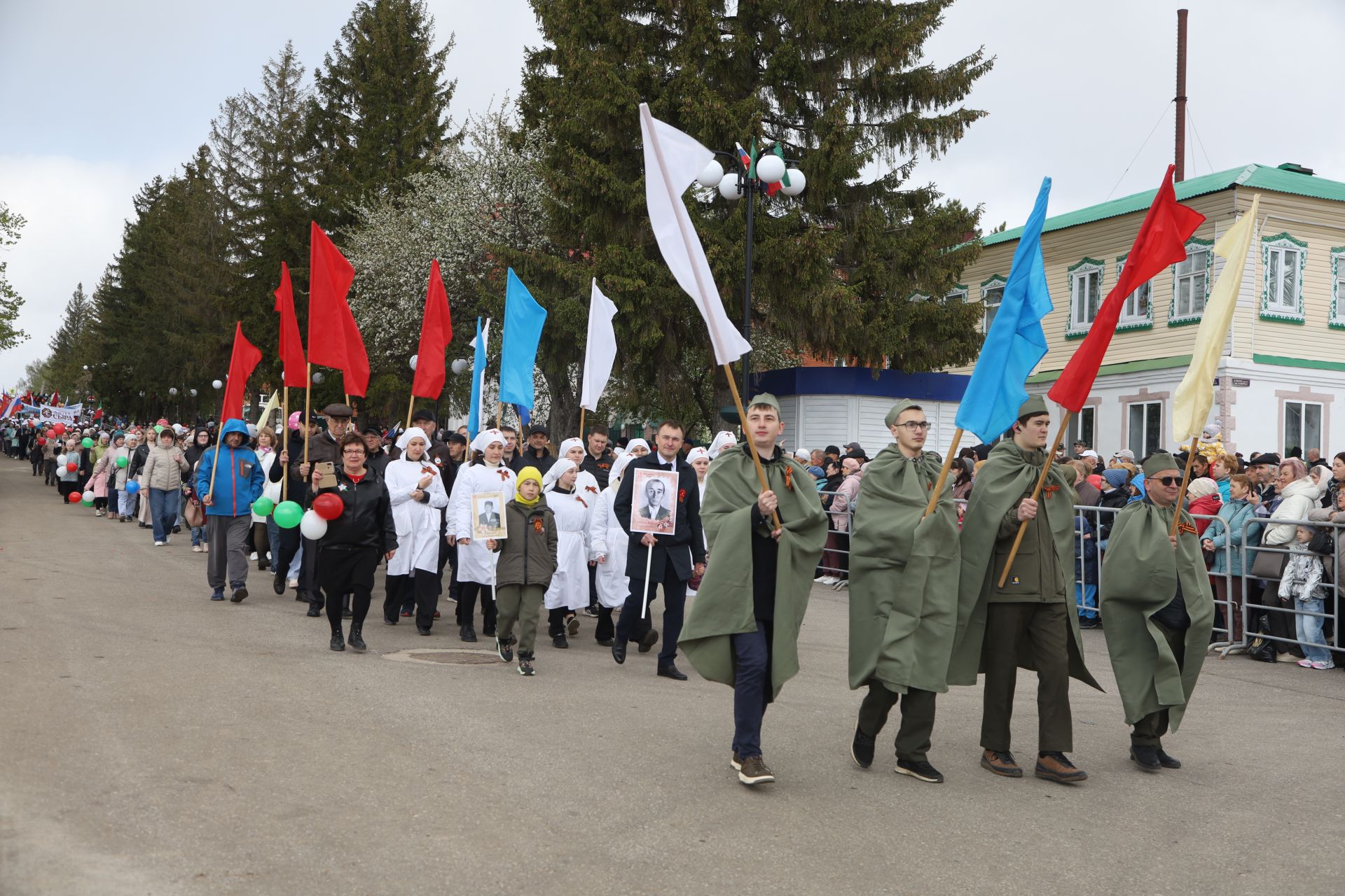 В Мамадыше отпраздновали День Победы-2024: шествие колонн. Часть 1