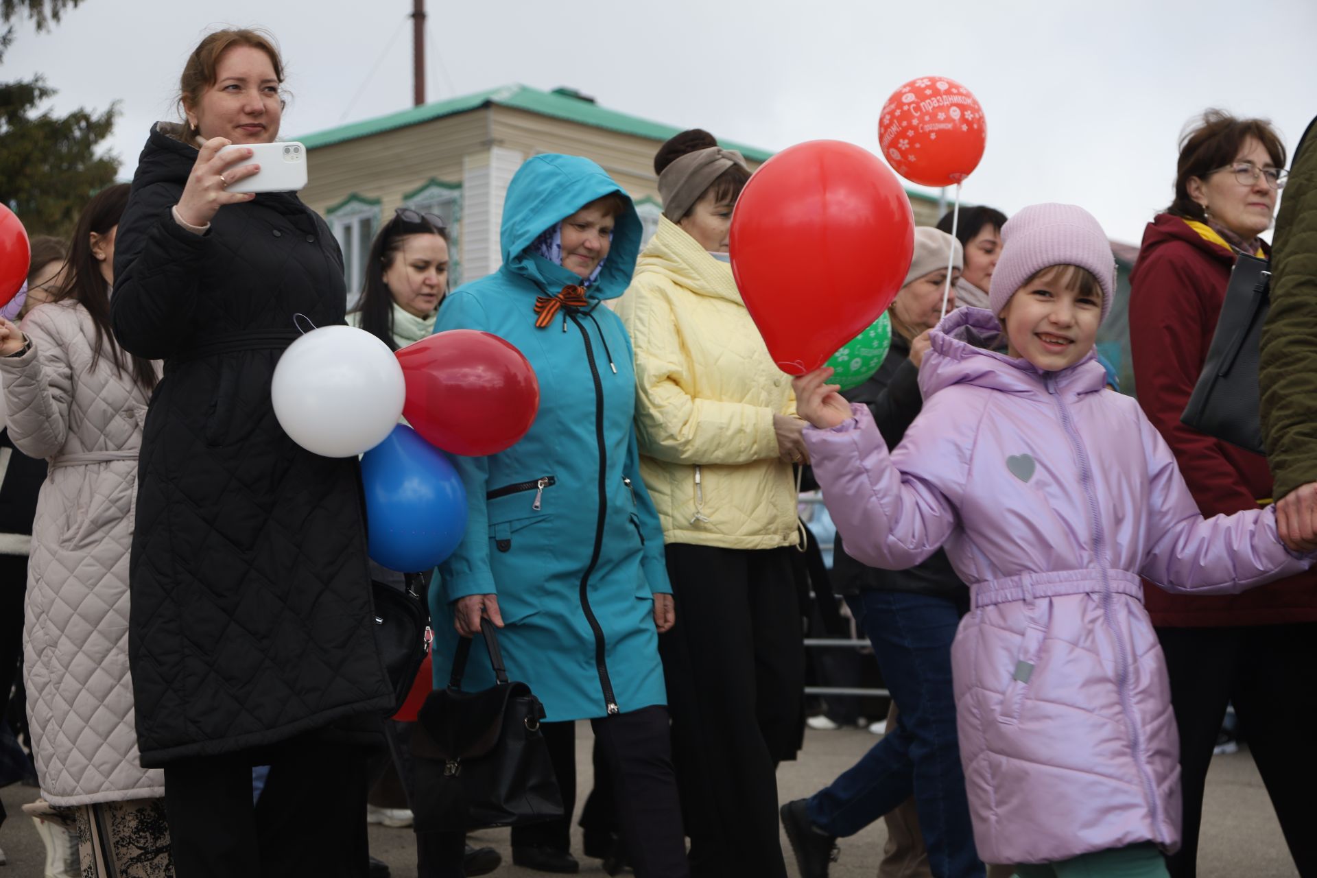 В Мамадыше отпраздновали День Победы-2024: шествие колонн. Часть 1