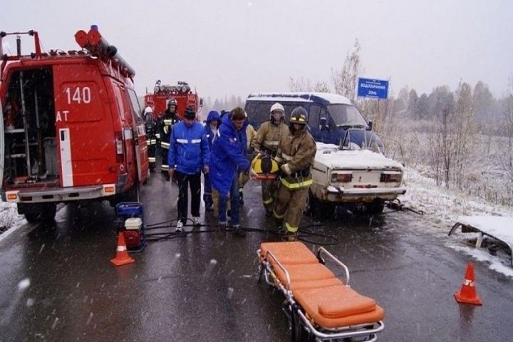 Семья с маленьким ребенком разбилась на трассе под Мамадышем