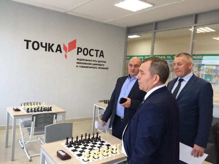 Глава Мамадышского района оценил работу программы «Точка роста»