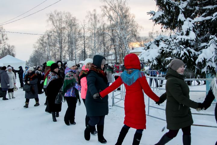 Проснувшись в январе, работаем два дня