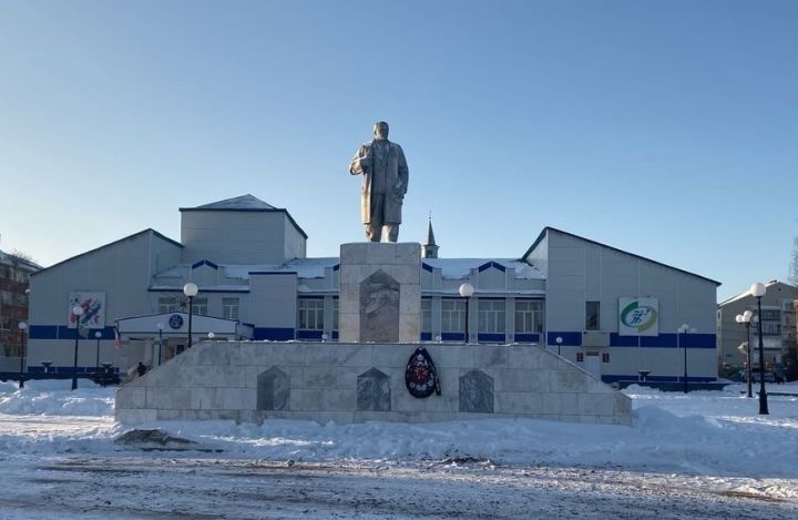 В Мамадыше приступили к реконструкции главного памятника города