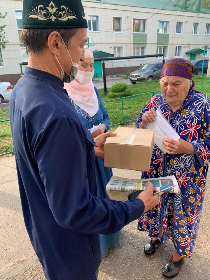 Мамадышлылар "Мохтаҗларны авыз ачтыруга өлешеңне керт" акциясендә актив катнаша