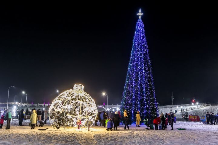 Первой в Мамадыше загорится елка в сквере «Яшьлек»