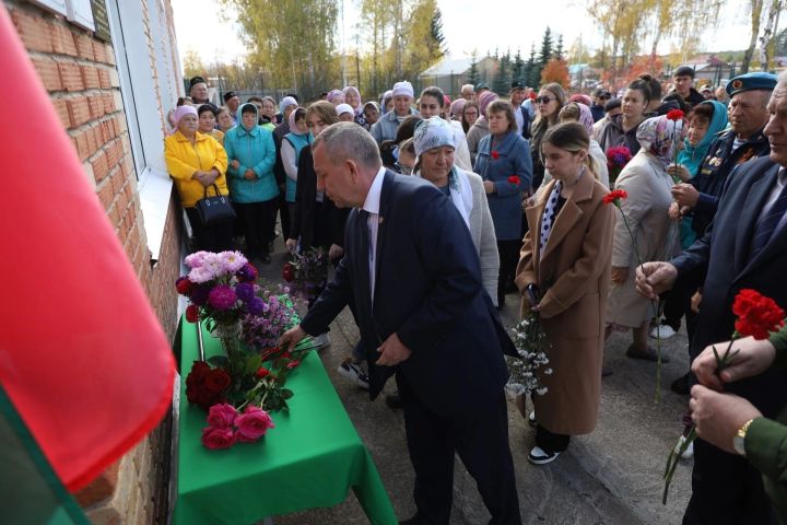 В России появилась новая памятная дата — День воссоединения Донецкой и Луганской народных республик, Запорожской и Херсонской областей с Россией