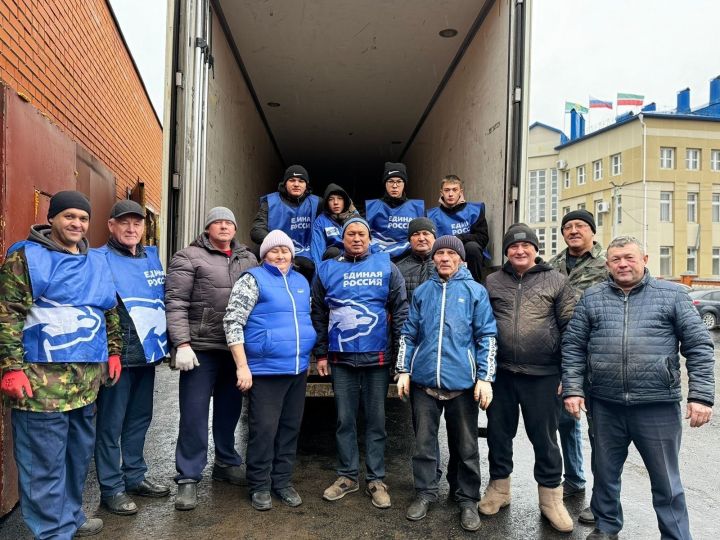 «Не сбавляем обороты»: Мамадышский район отправил в зону СВО еще несколько тонн гуманитарного груза