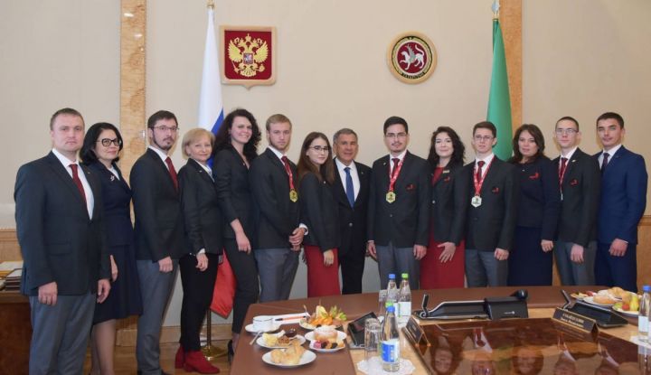 Минниханов призерам Euroskills: Нужно получить право выступить за сборную РФ